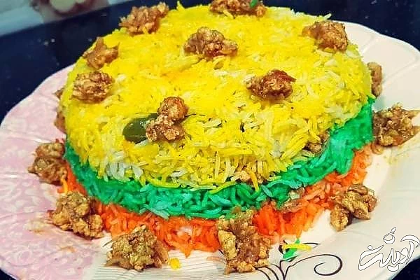 طرز تهیه برنج به رنگ سبز طرز تهیه برنج رنگارنگ